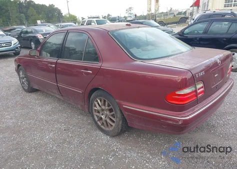 2000 Mercedes-Benz E 320 z USA, uszkodzony, nr VIN WDBJF65J3YA981405